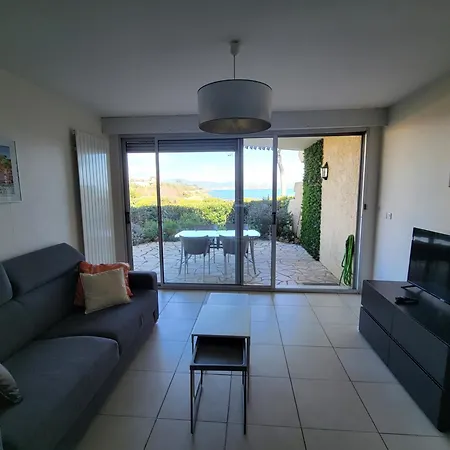 Le Serenity : Mer, Calme Et Tranquillite Apartment
