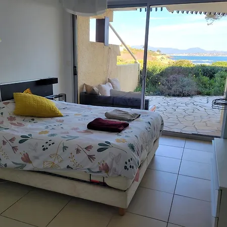 Le Serenity : Mer, Calme Et Tranquillite Apartment